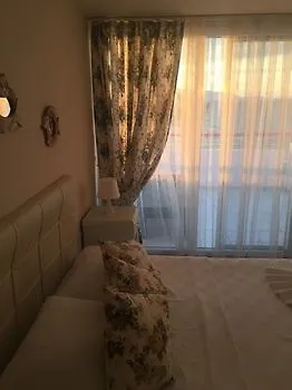 Hotel Kalliope 3*