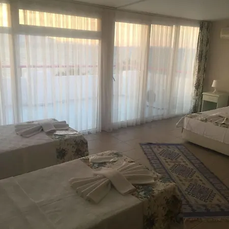 Kalliope Hotel Çeşme